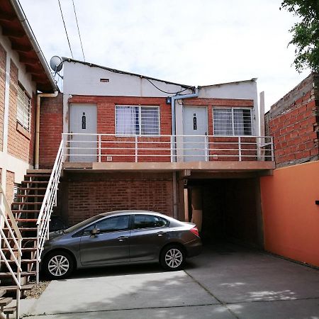 Departamentos Las Araucarias- 2 A 5 Personas Con Estacionamiento Neuquen Luaran gambar