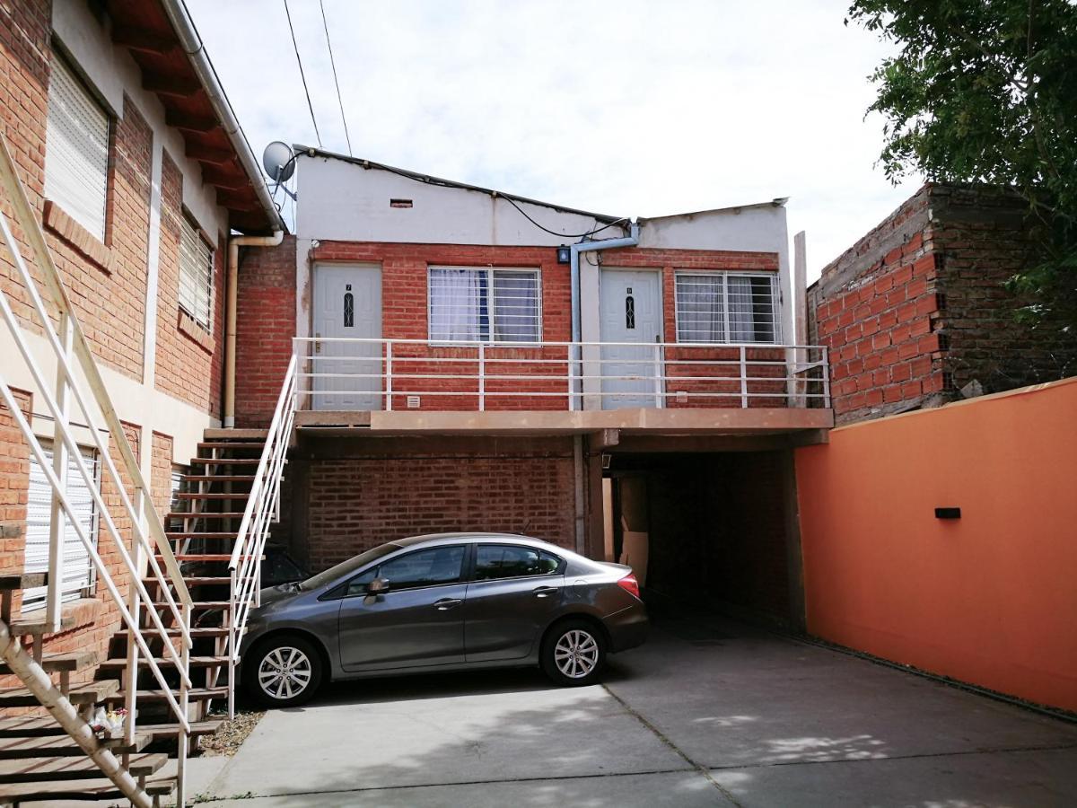 Departamentos Las Araucarias- 2 A 5 Personas Con Estacionamiento Neuquen Luaran gambar